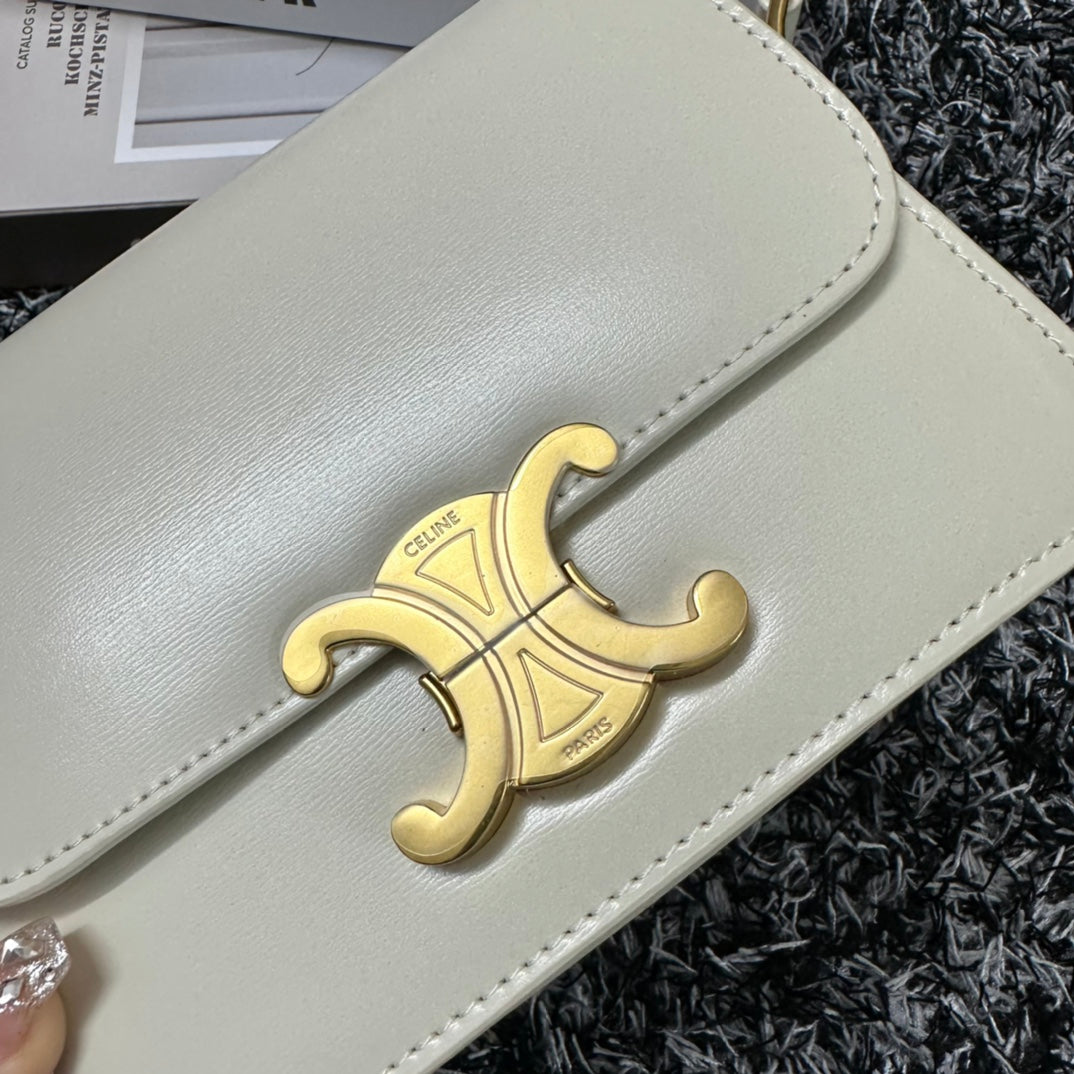 TRIOMPHE TEEN 18 WHITE COWHIDE LEATHER