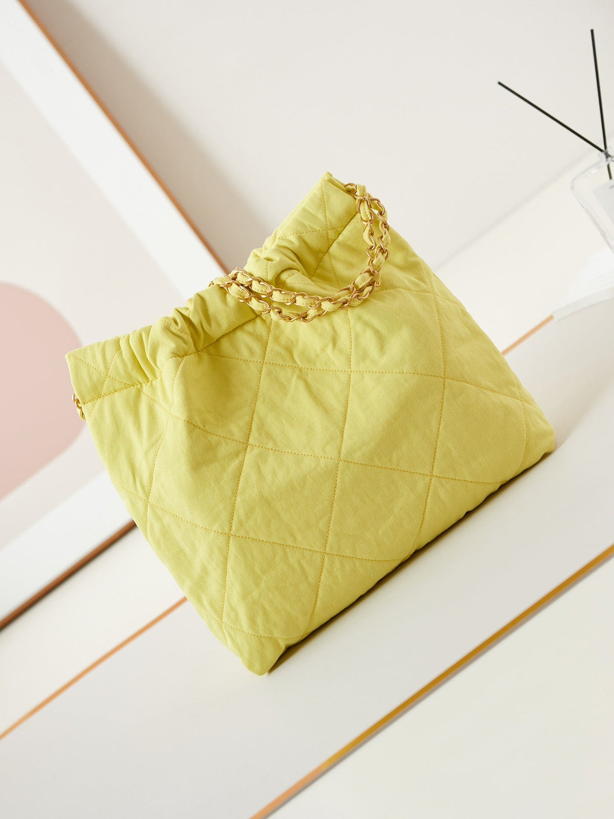 CC CLASSIC MEDIUM 37 BAG IN YELLOW CORN CANVAS